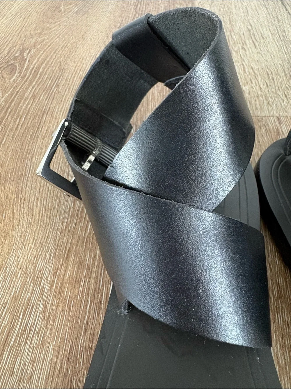 Zara EUC Black Leather Ankle-Strap Flat Sandals Sz: US 7| Minimalist, Chic - Picture 9 of 16
